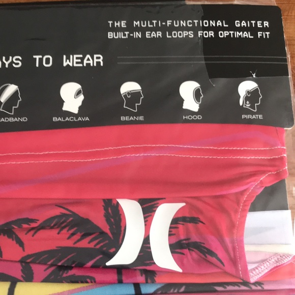 NWT Hurley Multi-Functional Gaiter (face mask) - Picture 3 of 3